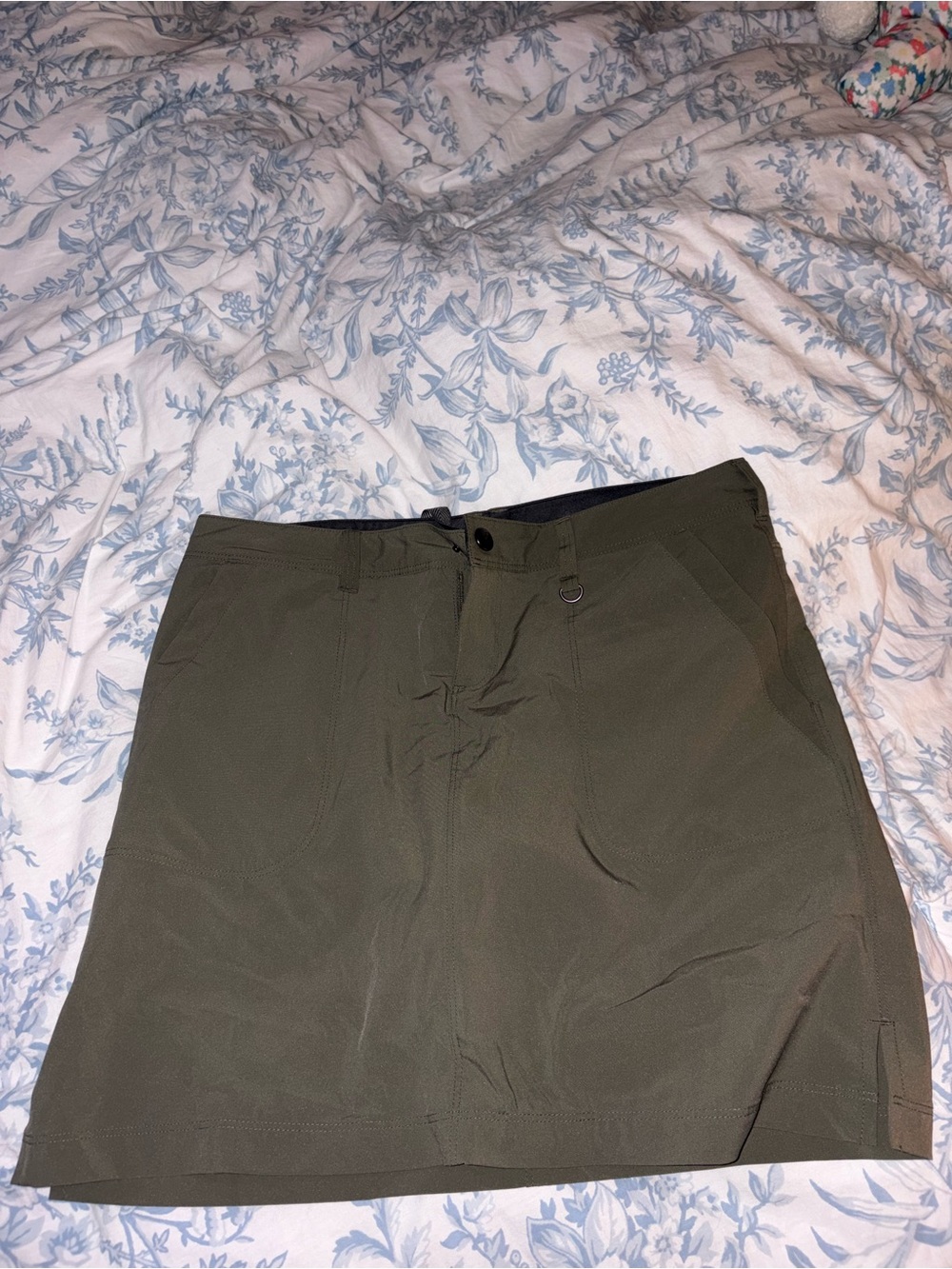 REI Olive Green Women's Outdoor Skort
